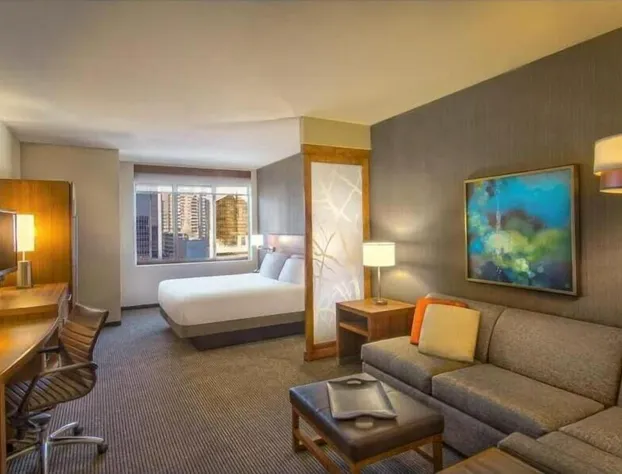 Hyatt place uptown hotel detail image 4