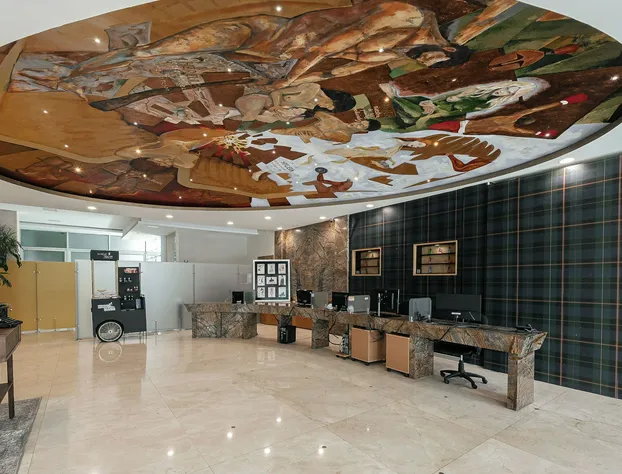 The Sapphire Room hotel detail image 4