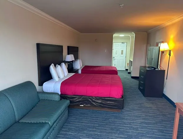 OceanShores Inn hotel detail image 4