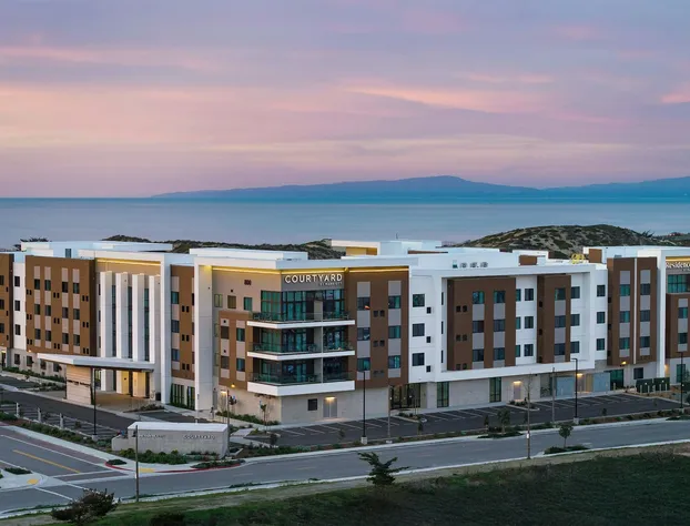 Courtyard By Marriot Sand City Monterey hotel detail image 2
