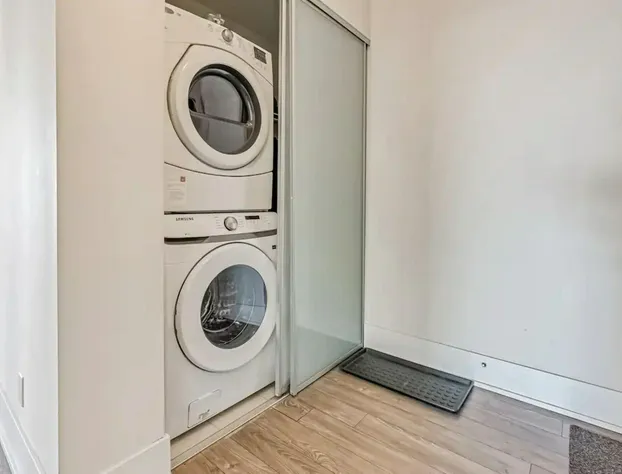 Sky Suites at Front hotel detail image 2