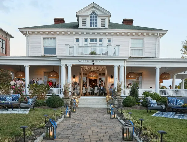 Pandora's Manor Bed & Breakfast hotel detail image 3