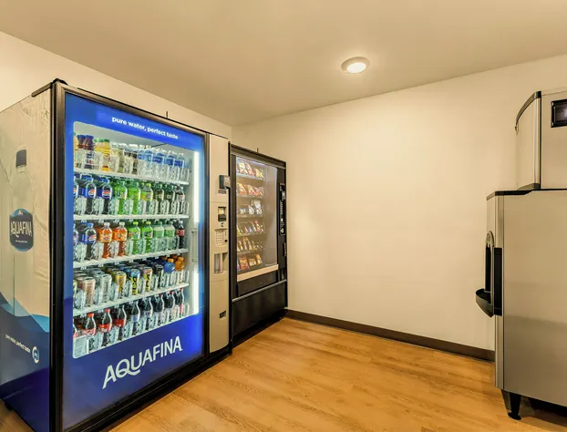 LivAway Suites Phoenix-Tolleson hotel detail image 4