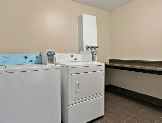 Raleigh Inn I-40 Northeast hotel detail image 3