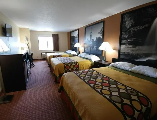 Coratel Inn and Suites by Jasper Wichita North hotel detail image 4