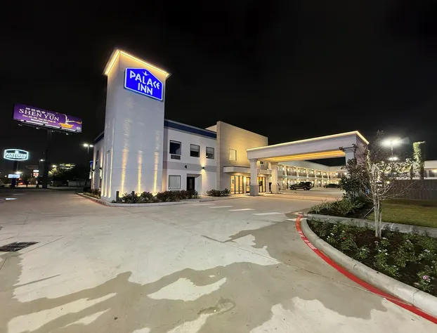 Palace Inn Blue 290 W 43rd & Bingle Rd hotel detail image 1