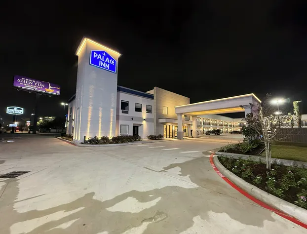 Palace Inn Blue 290 W 43rd & Bingle Rd hotel detail image 2