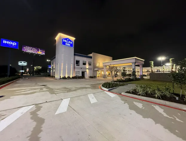 Palace Inn Blue 290 W 43rd & Bingle Rd hotel detail image 3