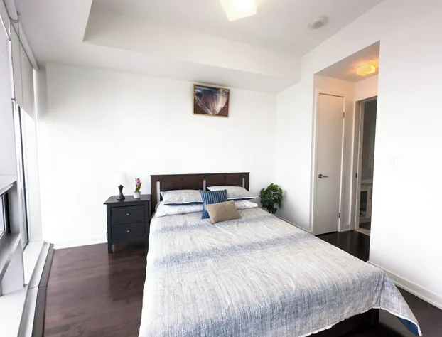 Comfy Lakeview Rogers Centre FreeParking hotel detail image 4