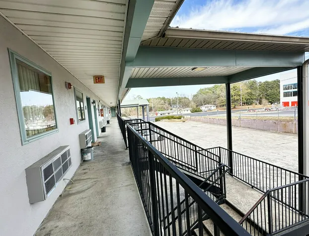 Garden Inn & Suites Rome Ga hotel detail image 4