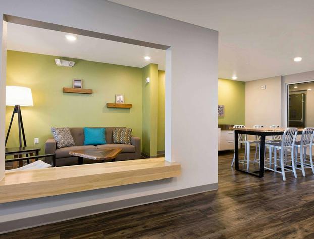 Woodspring Suites Lancaster North hotel detail image 3