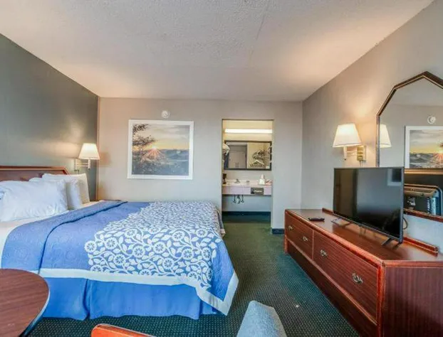 Ozark Junction Inn hotel detail image 4