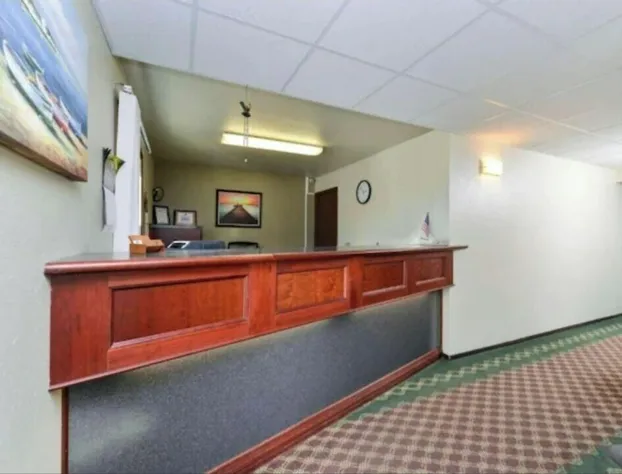 EconoLux Inn hotel detail image 1