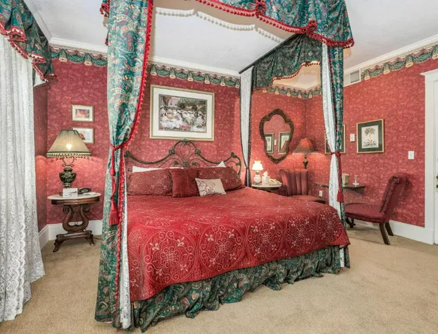 Old Rock Church Bed and Breakfast hotel detail image 1