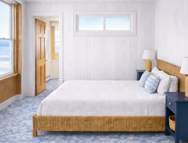 The Breakers Inn hotel detail image 3