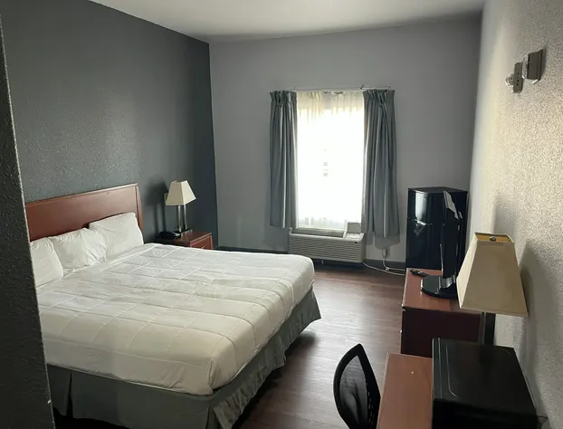 Clute Inn hotel detail image 4