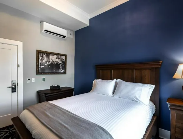 Hotel St. Cloud hotel detail image 3