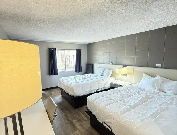 Deluxe Inn hotel detail image 4