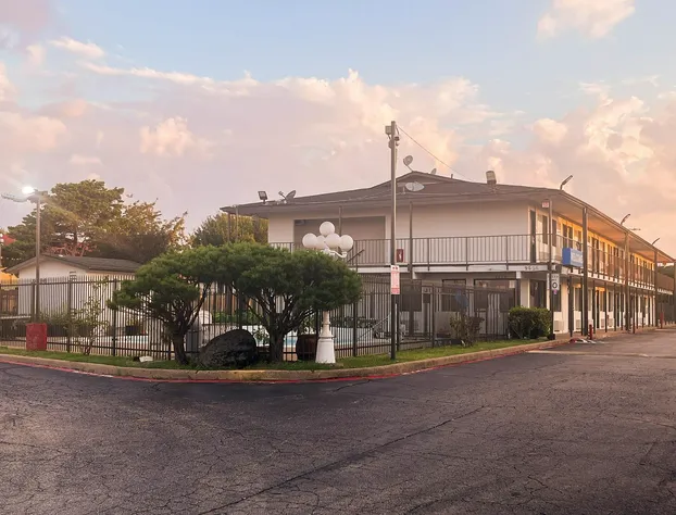 Motel 6 Dallas, Tx – St. Augustine / Hwy 175 hotel detail image 2