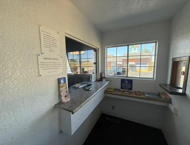 Discovery Inn Vallejo I 80 Near Napa CA hotel detail image 4